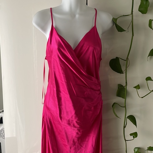 NWT hot pink satin midi wrap dress ZARA Barbiecore - Picture 11 of 12